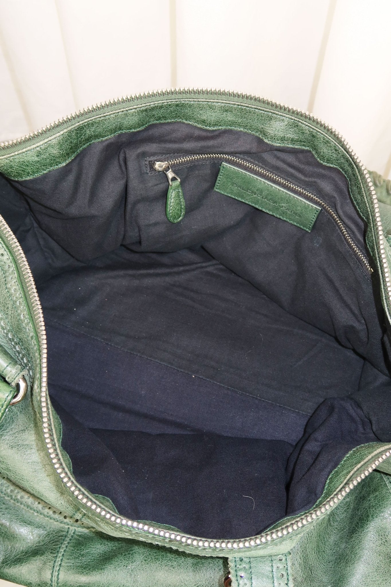 Balenciaga Weekender City Bag Dark Green - Jade Vintage