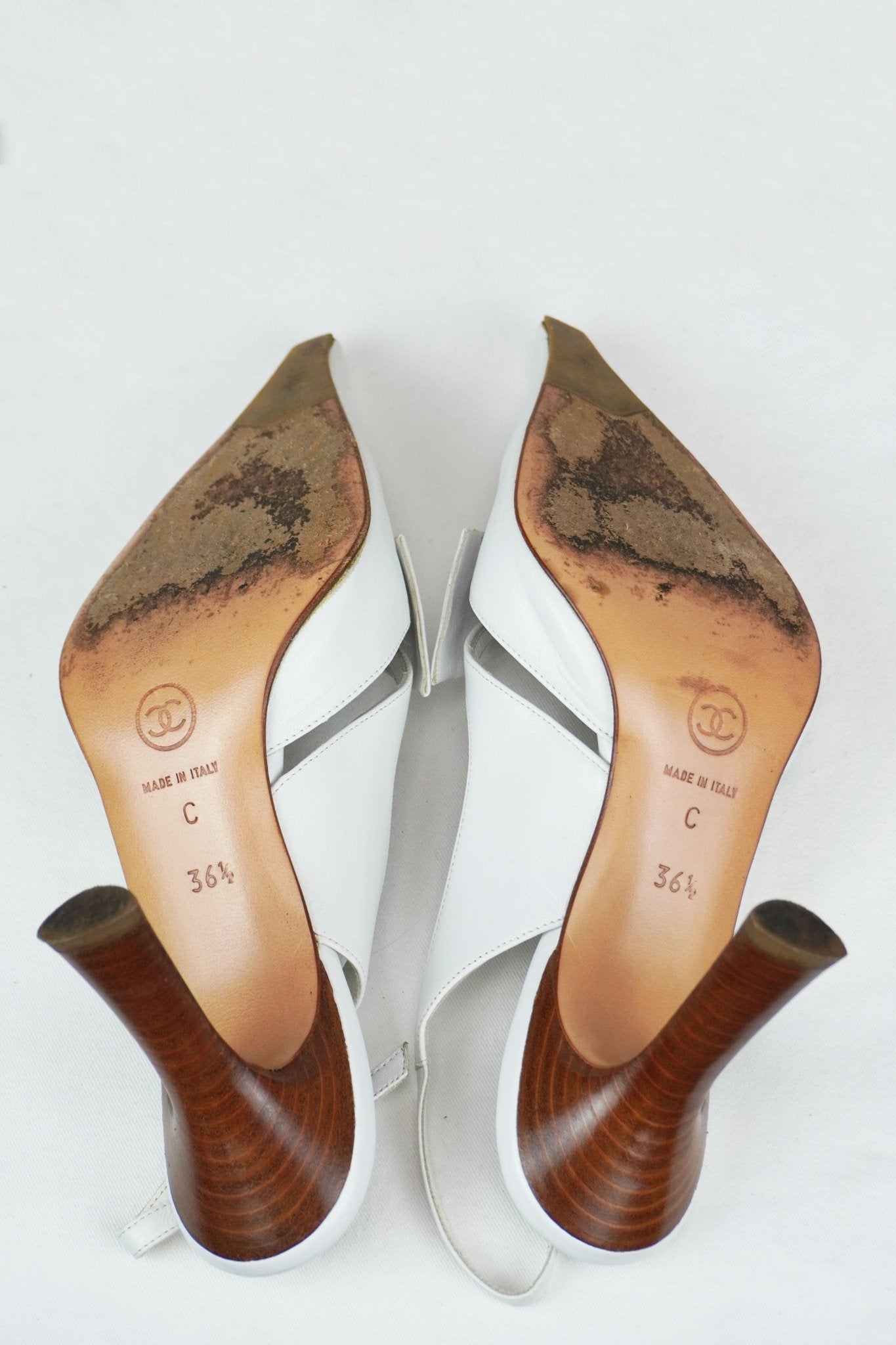 Chanel White Bow Heels / 36.5 - Jade Vintage