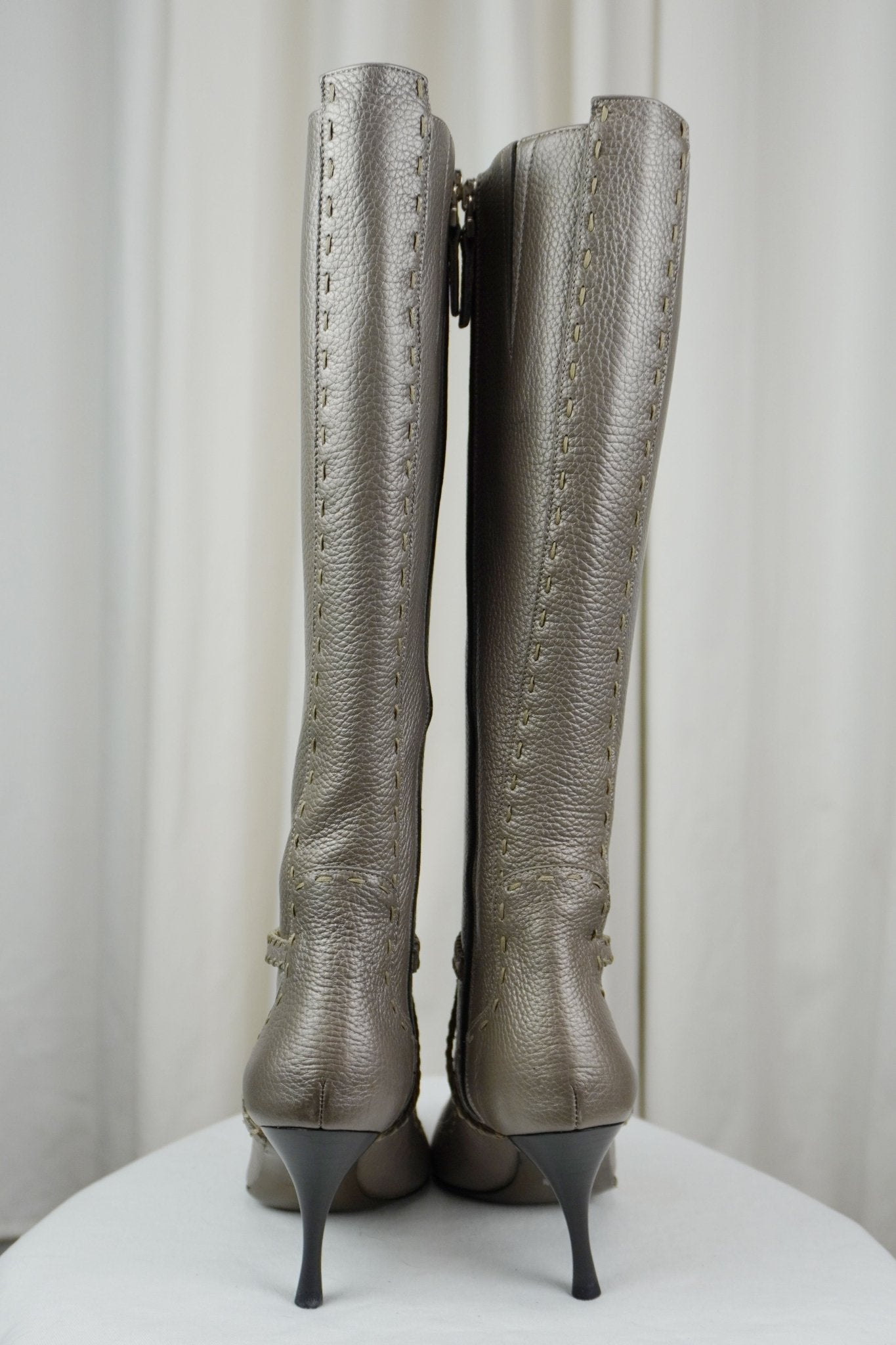 Fendi Heeled Boots / 35 - Jade Vintage