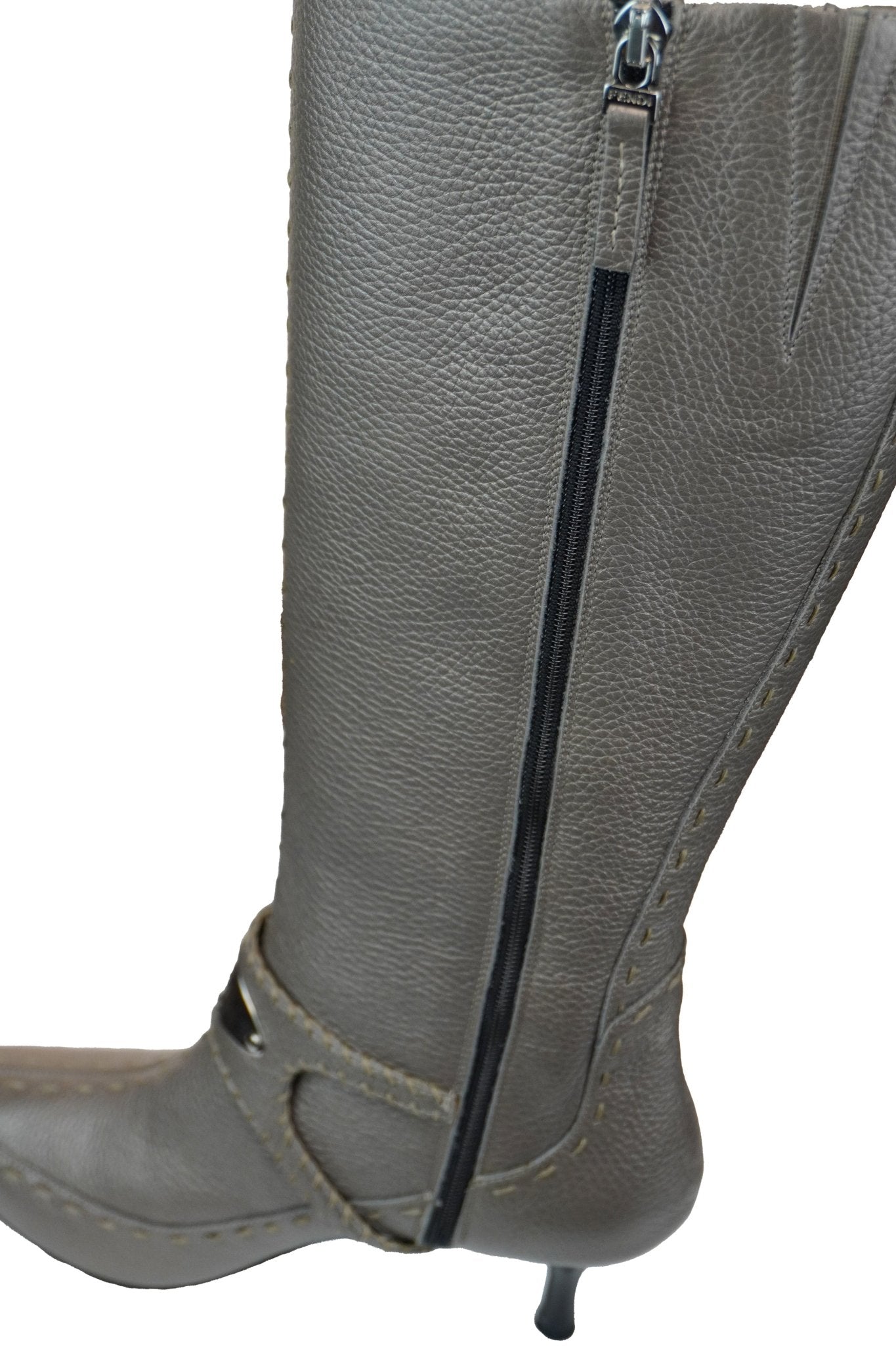 Fendi Heeled Boots / 35 - Jade Vintage