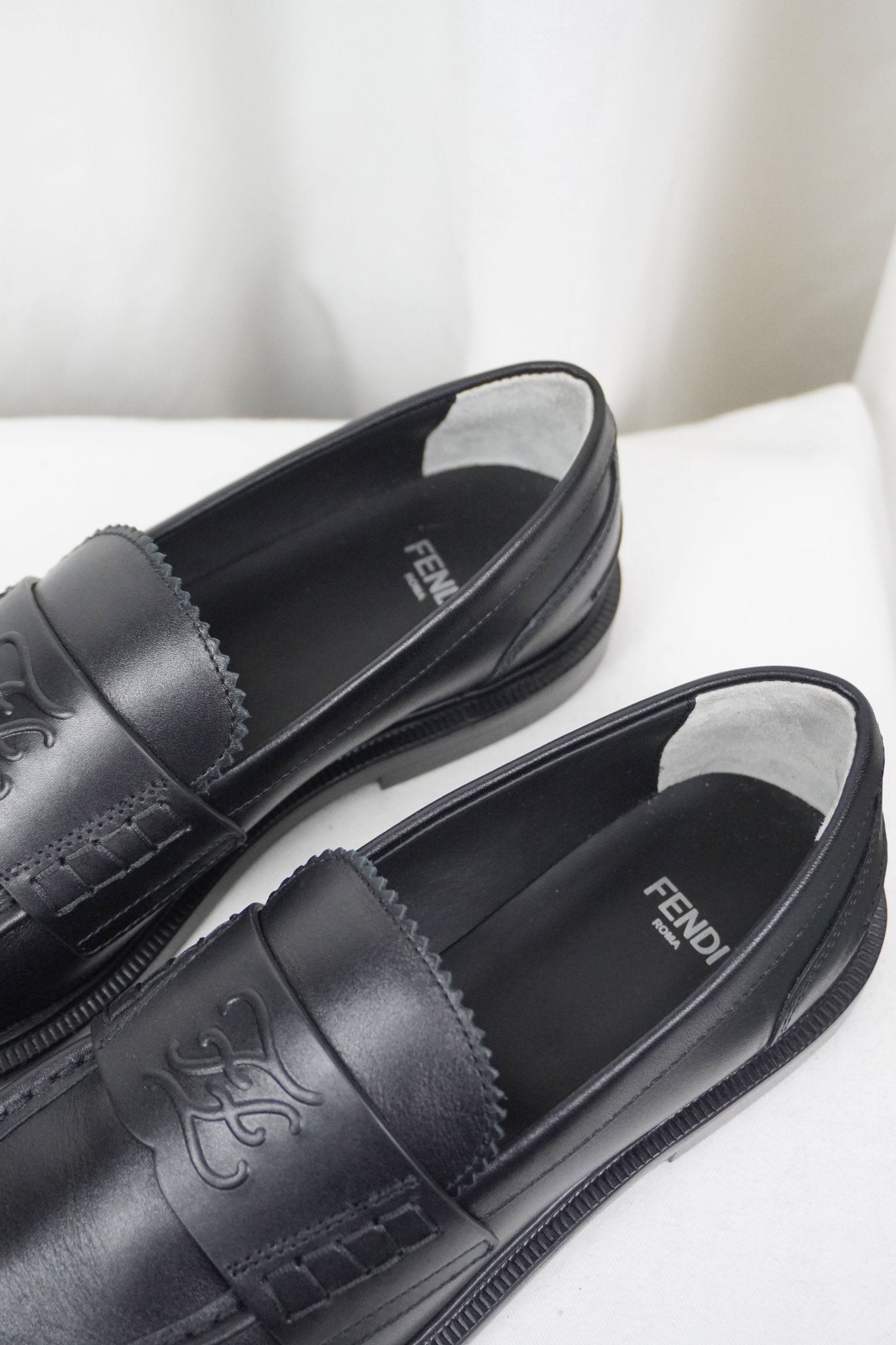 Fendi Loafers / 36.5 - Jade Vintage