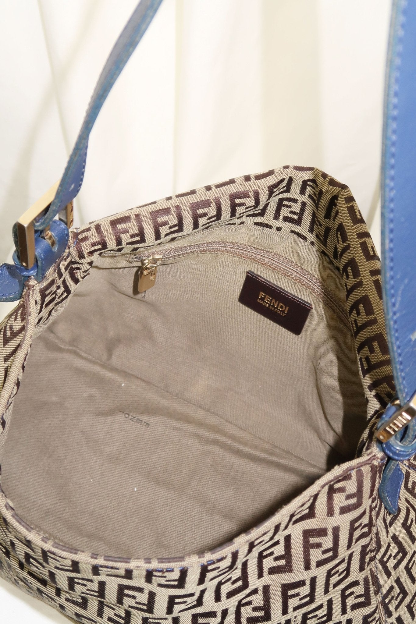 Fendi Mamma Baguette Navy - Jade Vintage