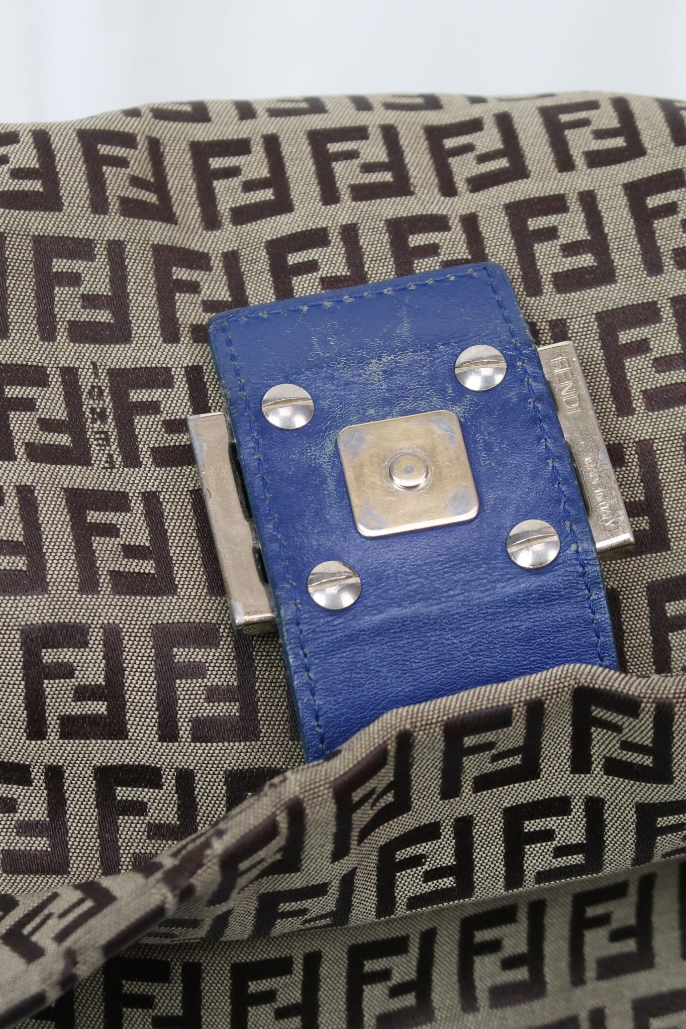 Fendi Mamma Baguette Navy - Jade Vintage