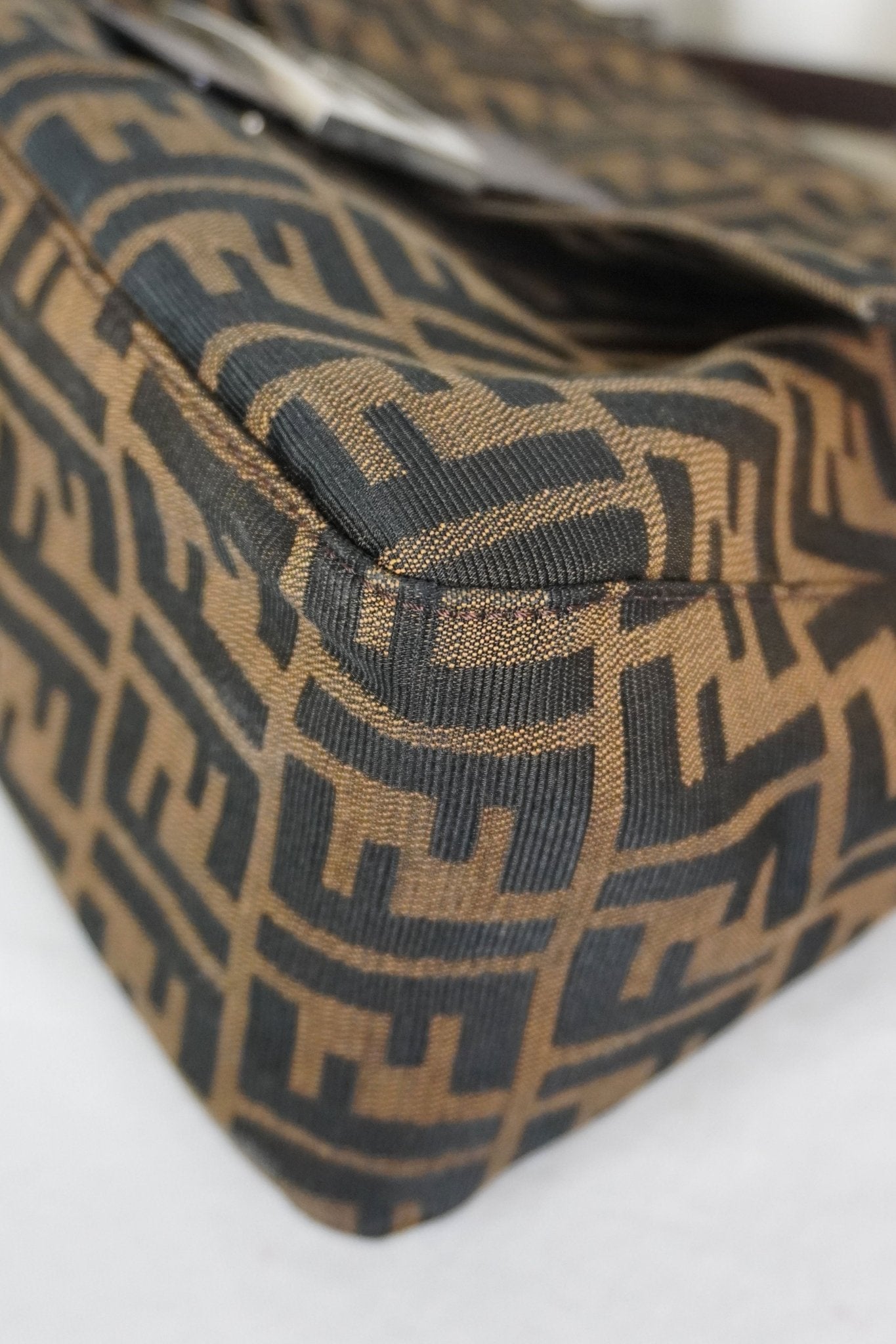 Fendi Zucca Mamma Baguette - Jade Vintage