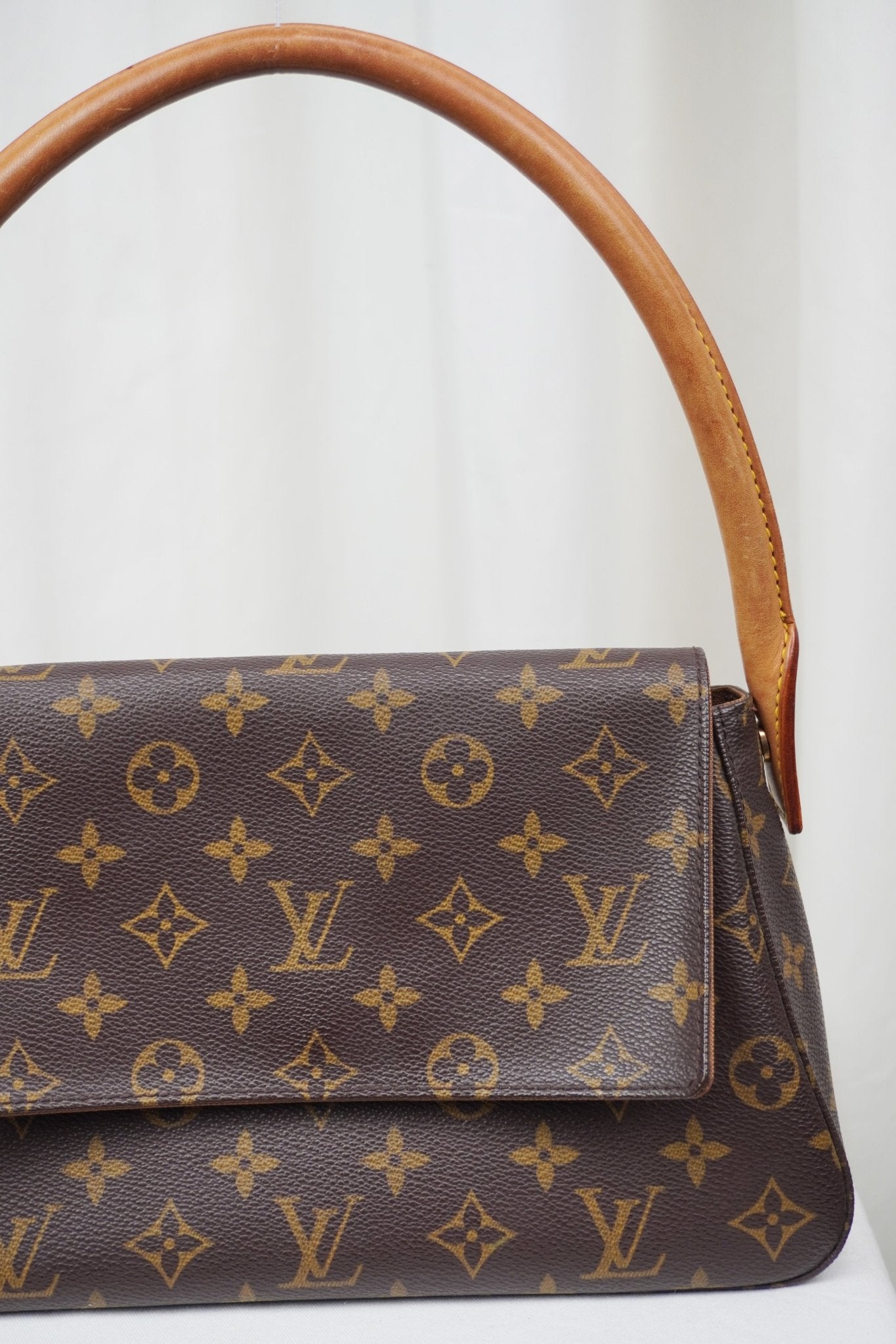 Louis Vuitton Looping Pm - Jade Vintage
