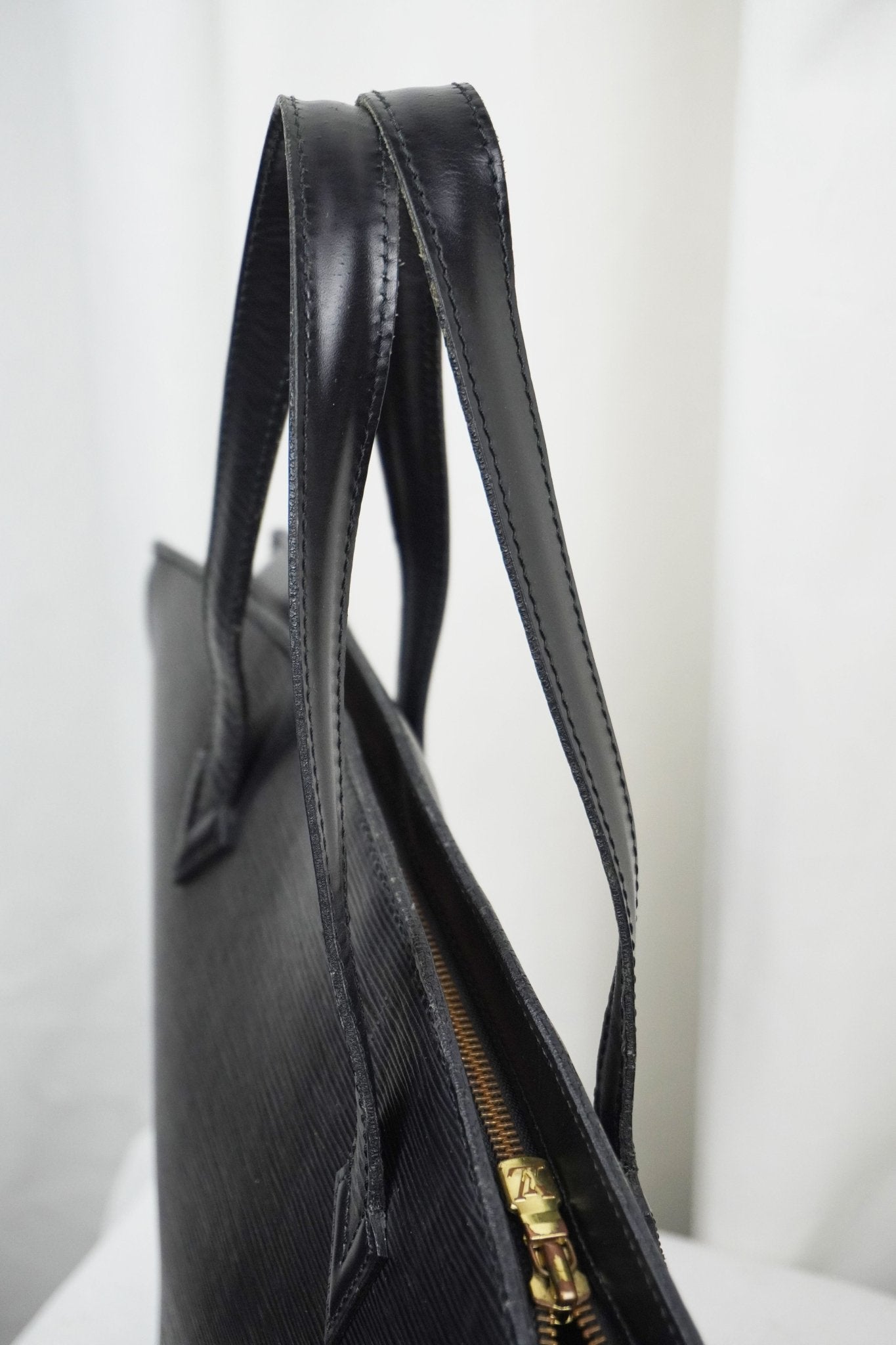 Louis Vuitton Saint Jacques PM Epi Black - Jade Vintage