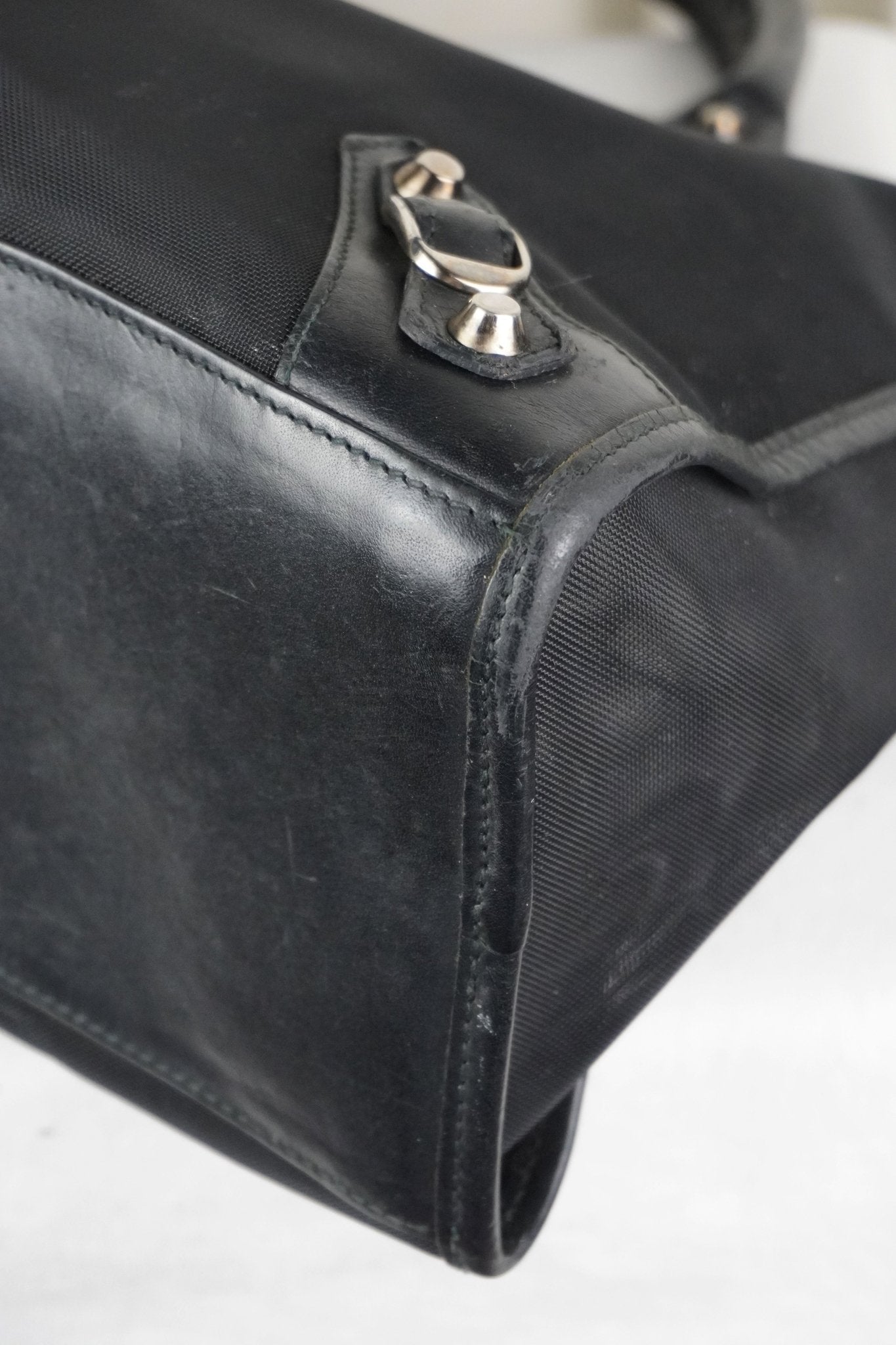 Balenciaga City Bag Black Mesh - Jade Vintage