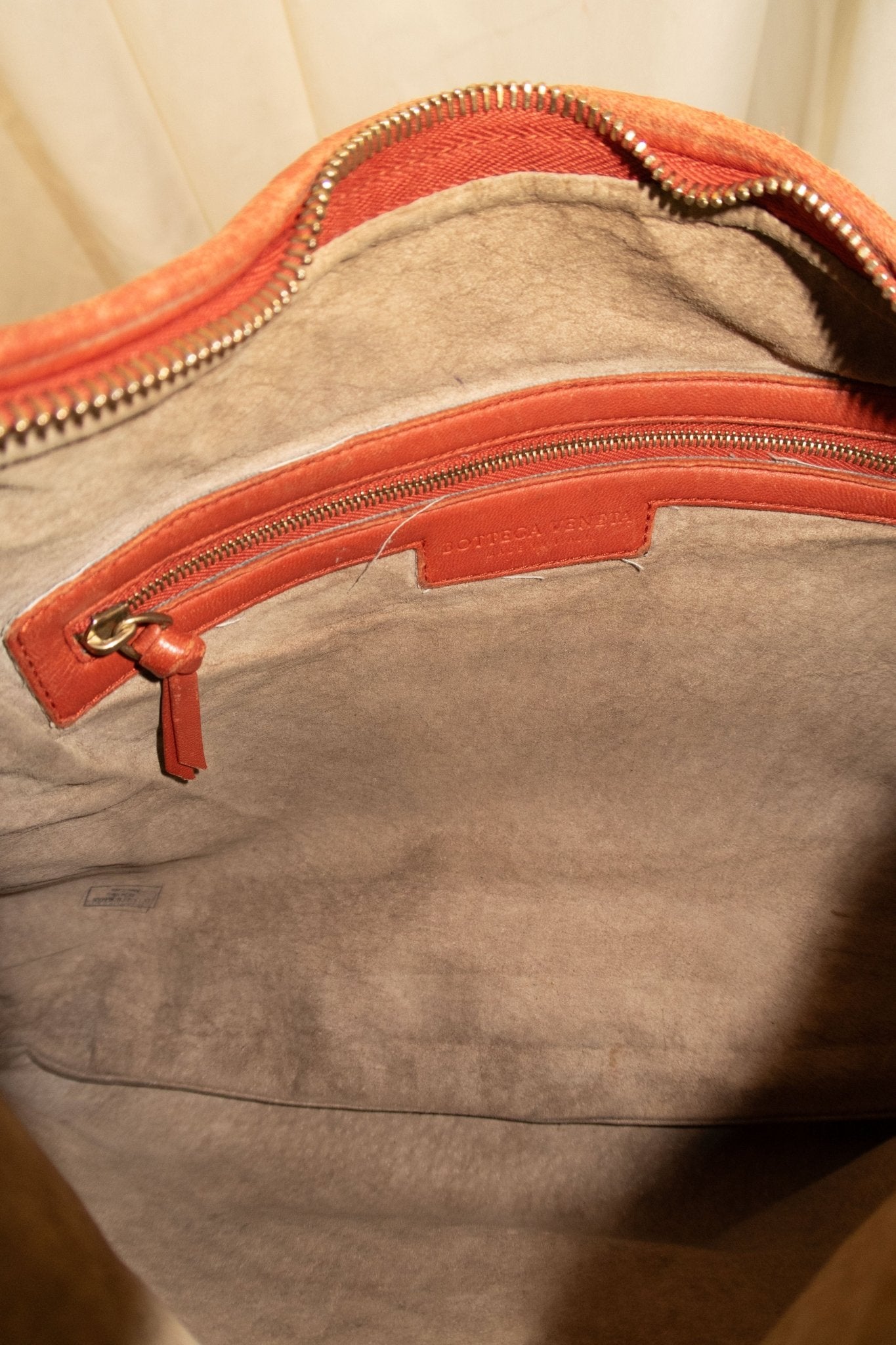Bottega Veneta Intrecciato Rust Nappa Medium Leather Hobo - Jade Vintage