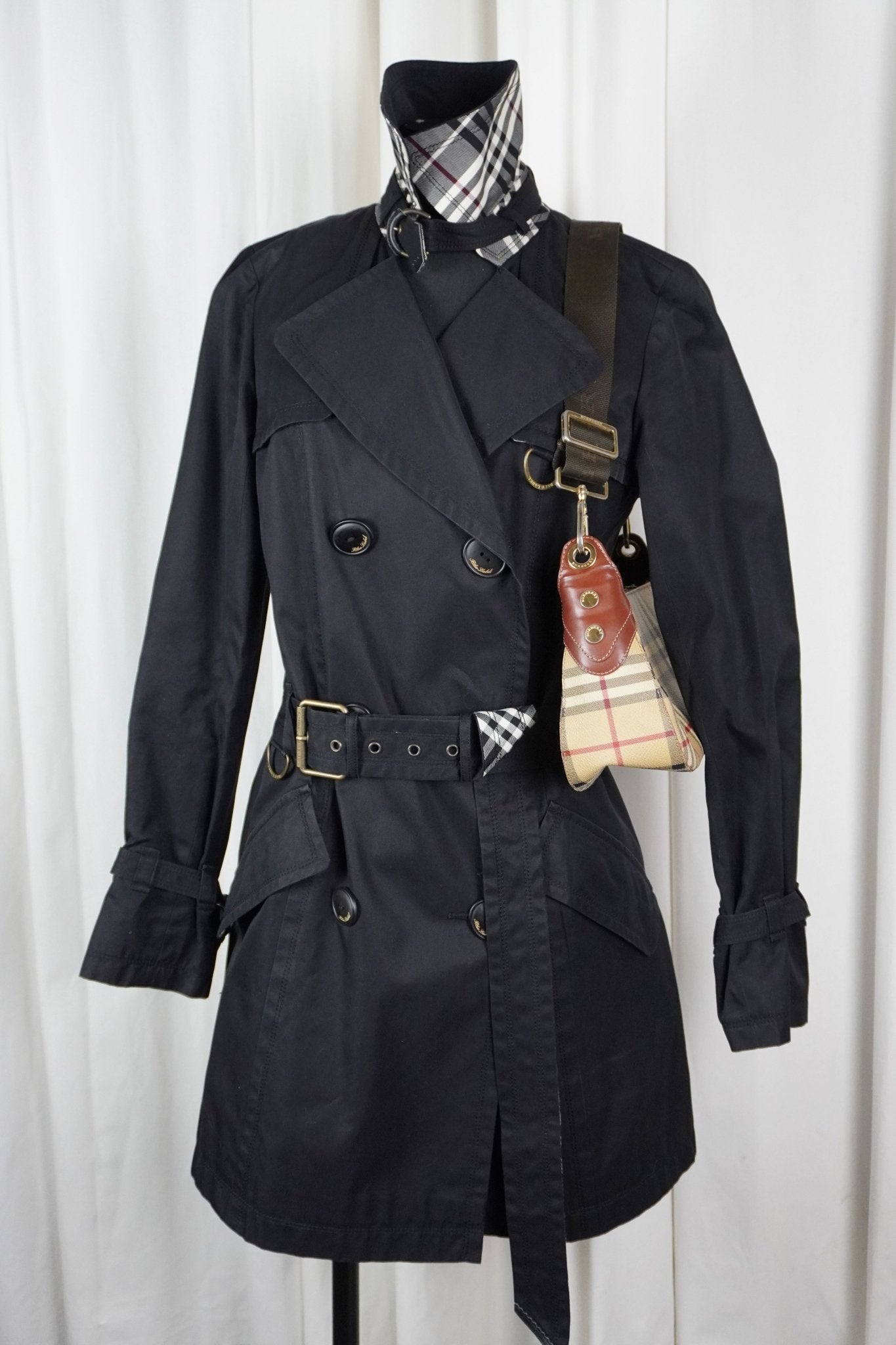 Burberry Black Trench Coat / 38 - Jade Vintage