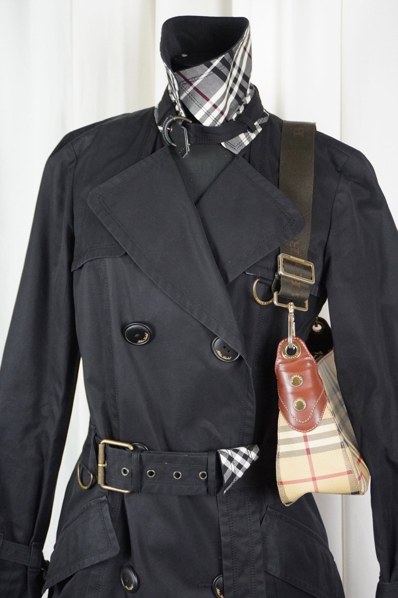 Burberry Black Trench Coat / 38 - Jade Vintage