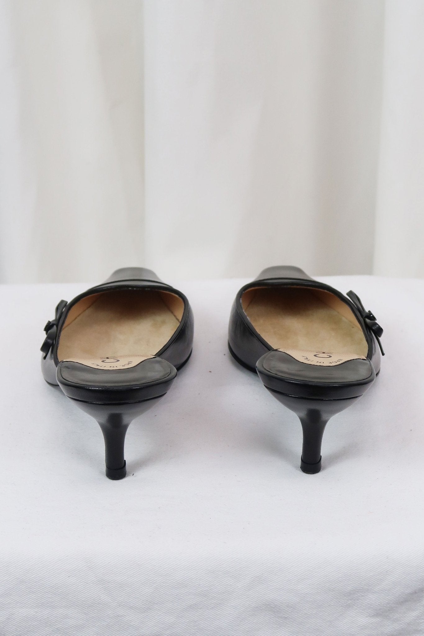Chanel Pointed Mule Heels / 36 - Jade Vintage
