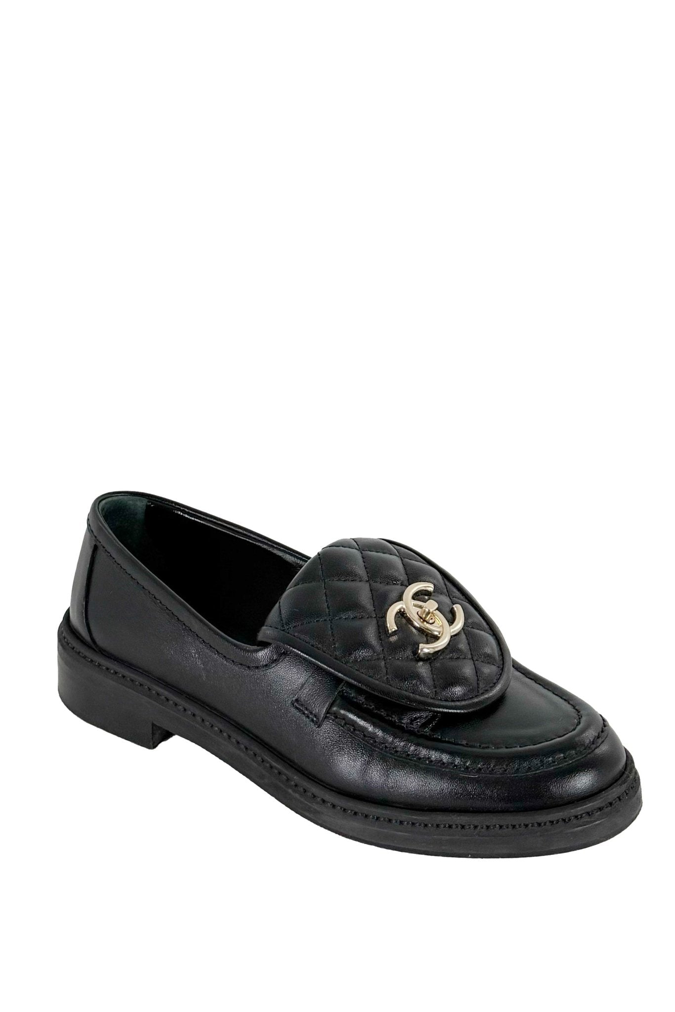 Chanel Quilted Moccasin Loafers / 36.5 – Jade Vintage