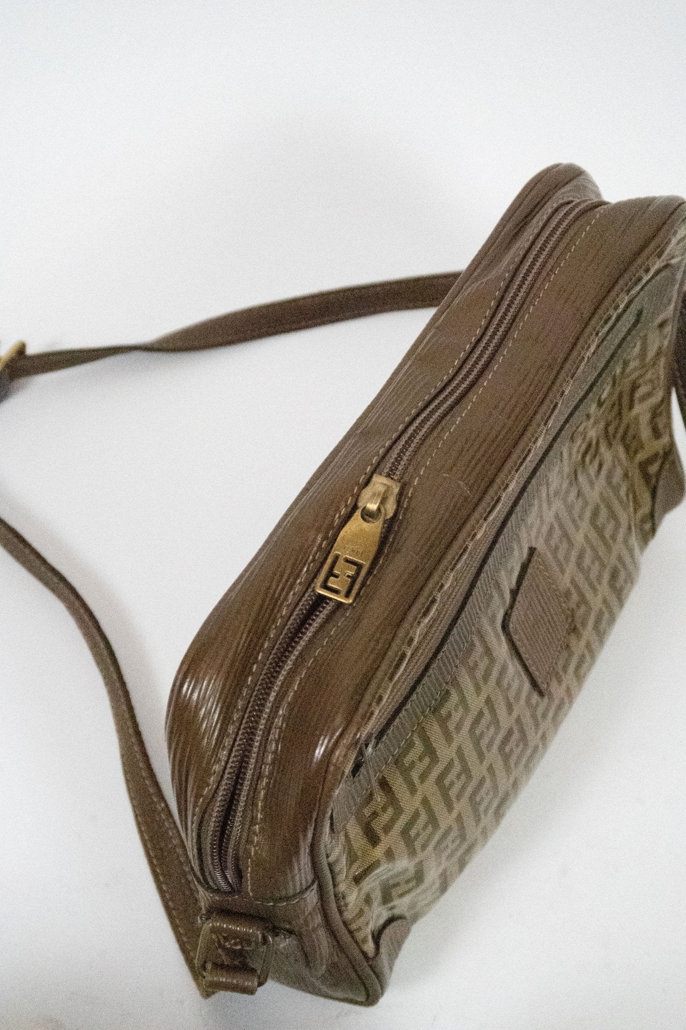 Fendi Crossbody Bag - Jade Vintage