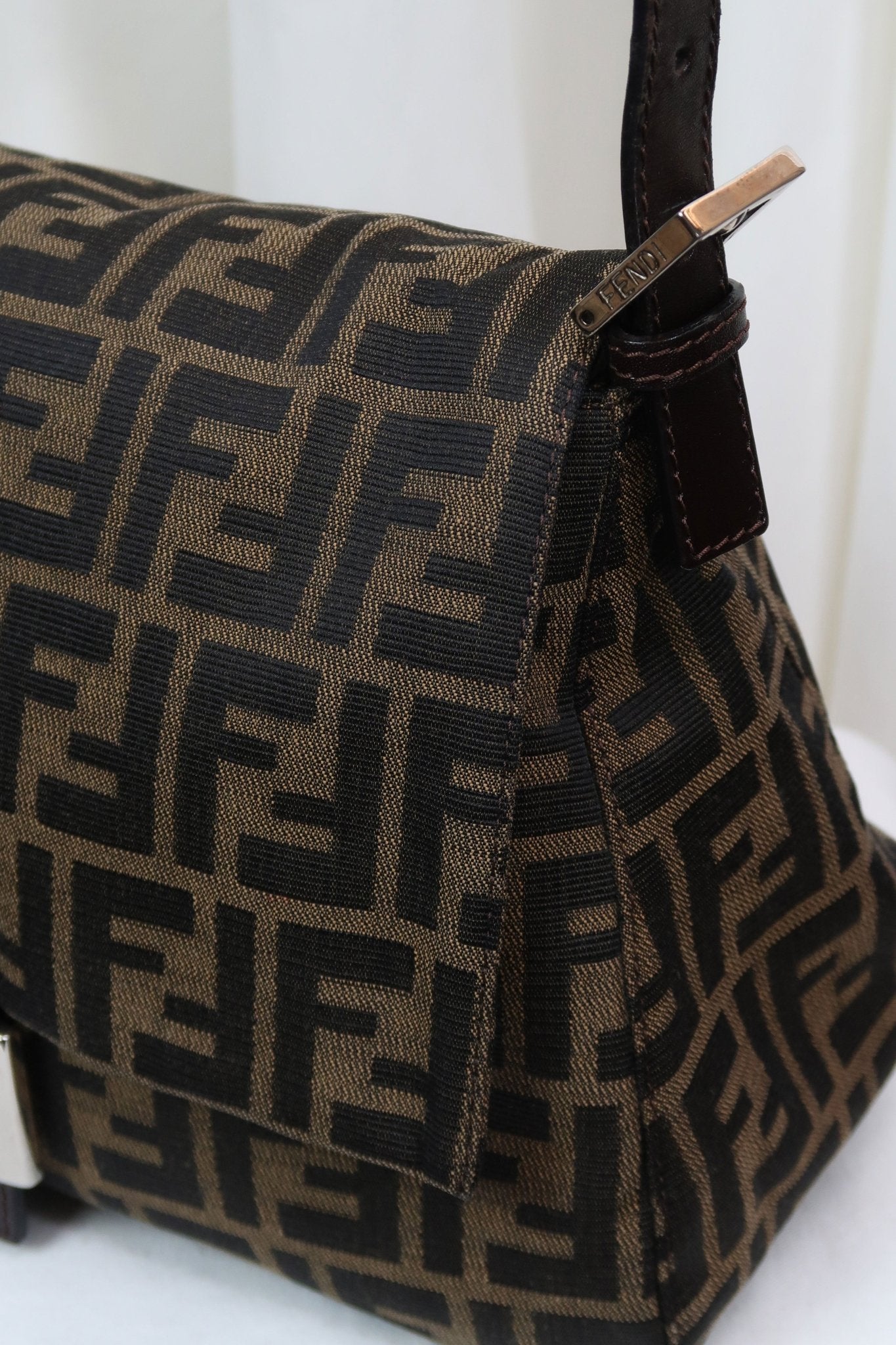 Fendi Mamma Baguette - Jade Vintage