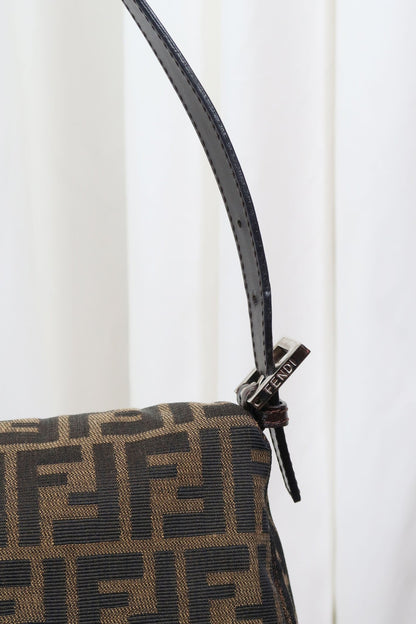Fendi Mamma Baguette - Jade Vintage