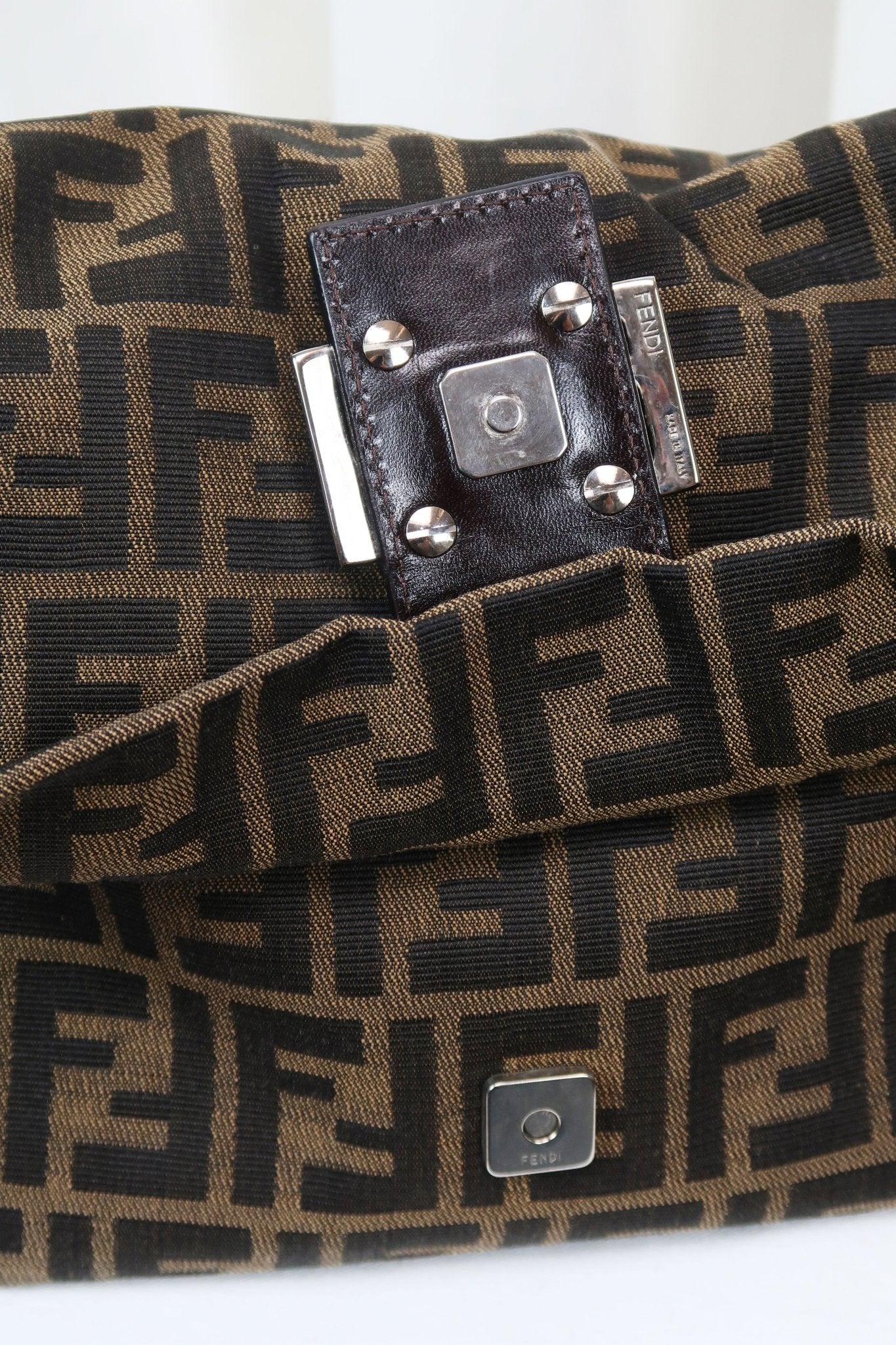 Fendi Mamma Baguette - Jade Vintage