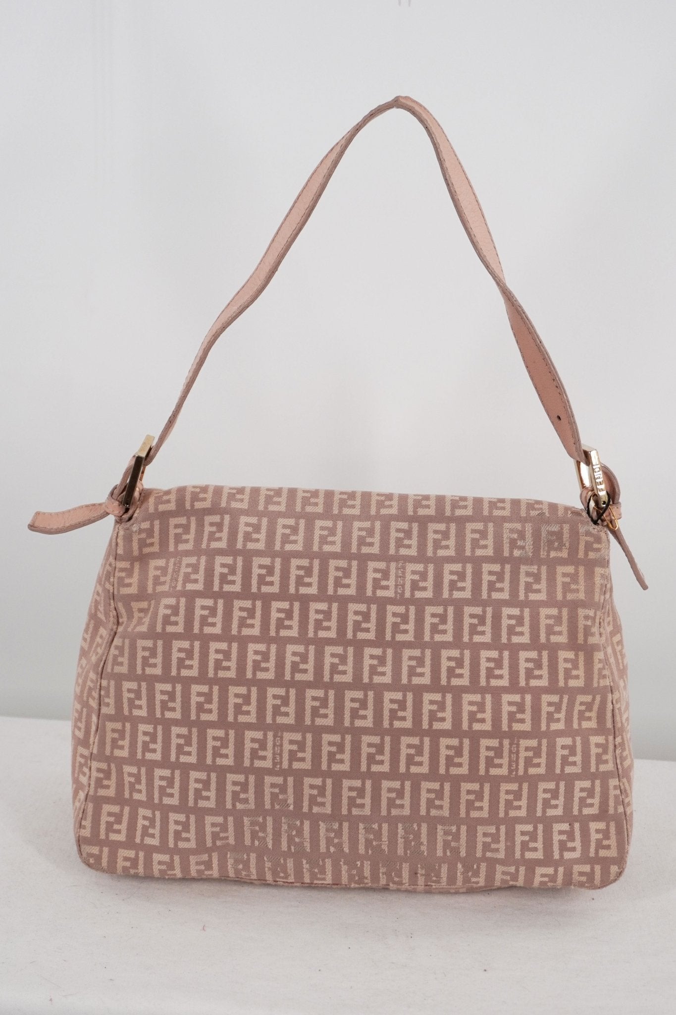 Fendi Mamma Baguette Beige Pink - Jade Vintage