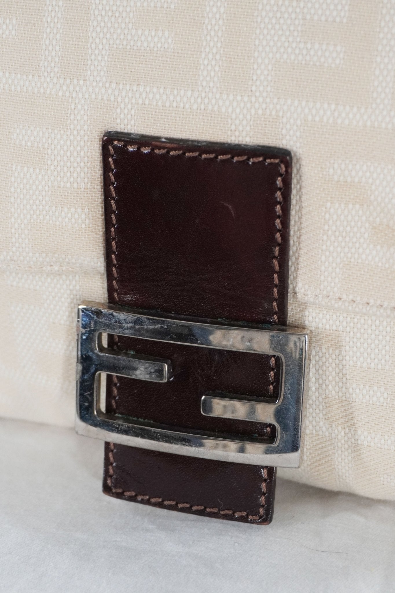 Fendi Mamma Baguette Cream - Jade Vintage