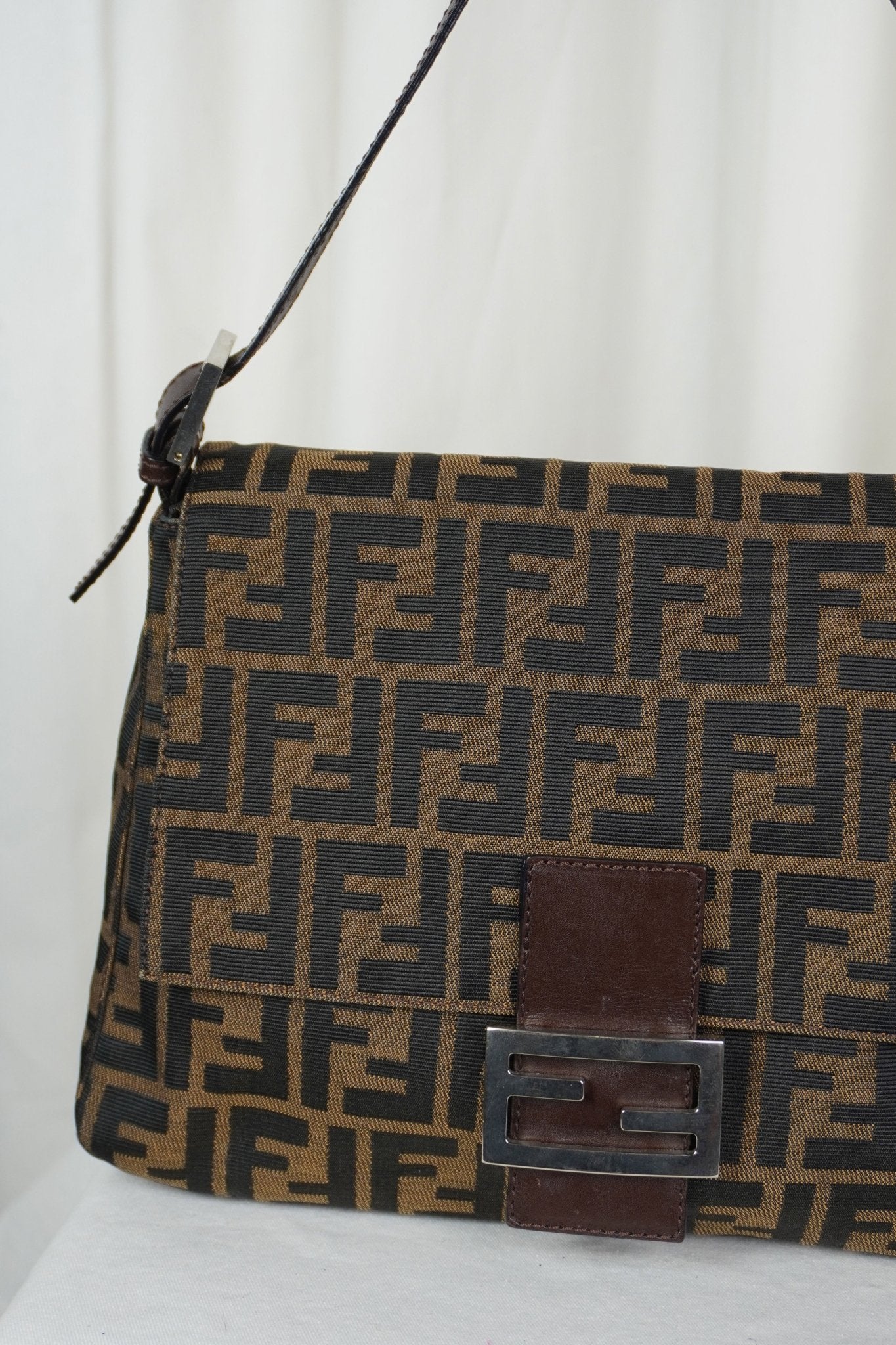 Fendi Zucca Mamma Baguette - Jade Vintage