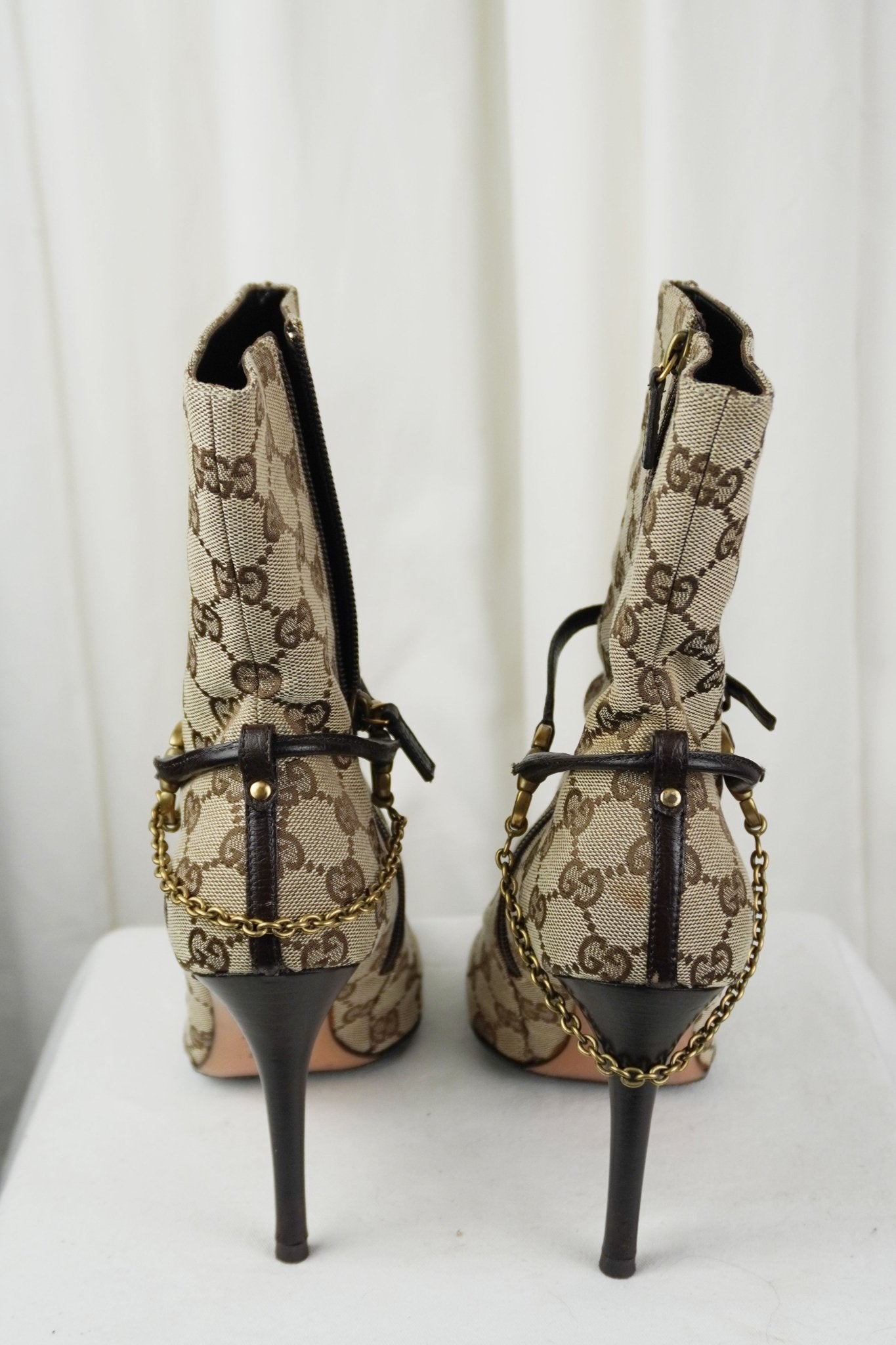 Gucci GG Marmont Ankle Heeled Boots / 37.5 - Jade Vintage