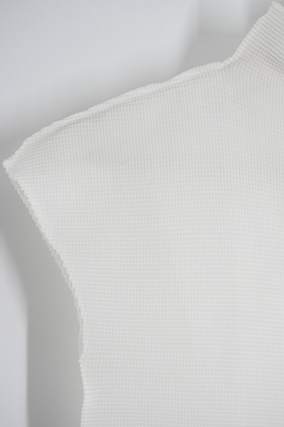 Issey Miyake Me White Short Sleeve Top - Jade Vintage