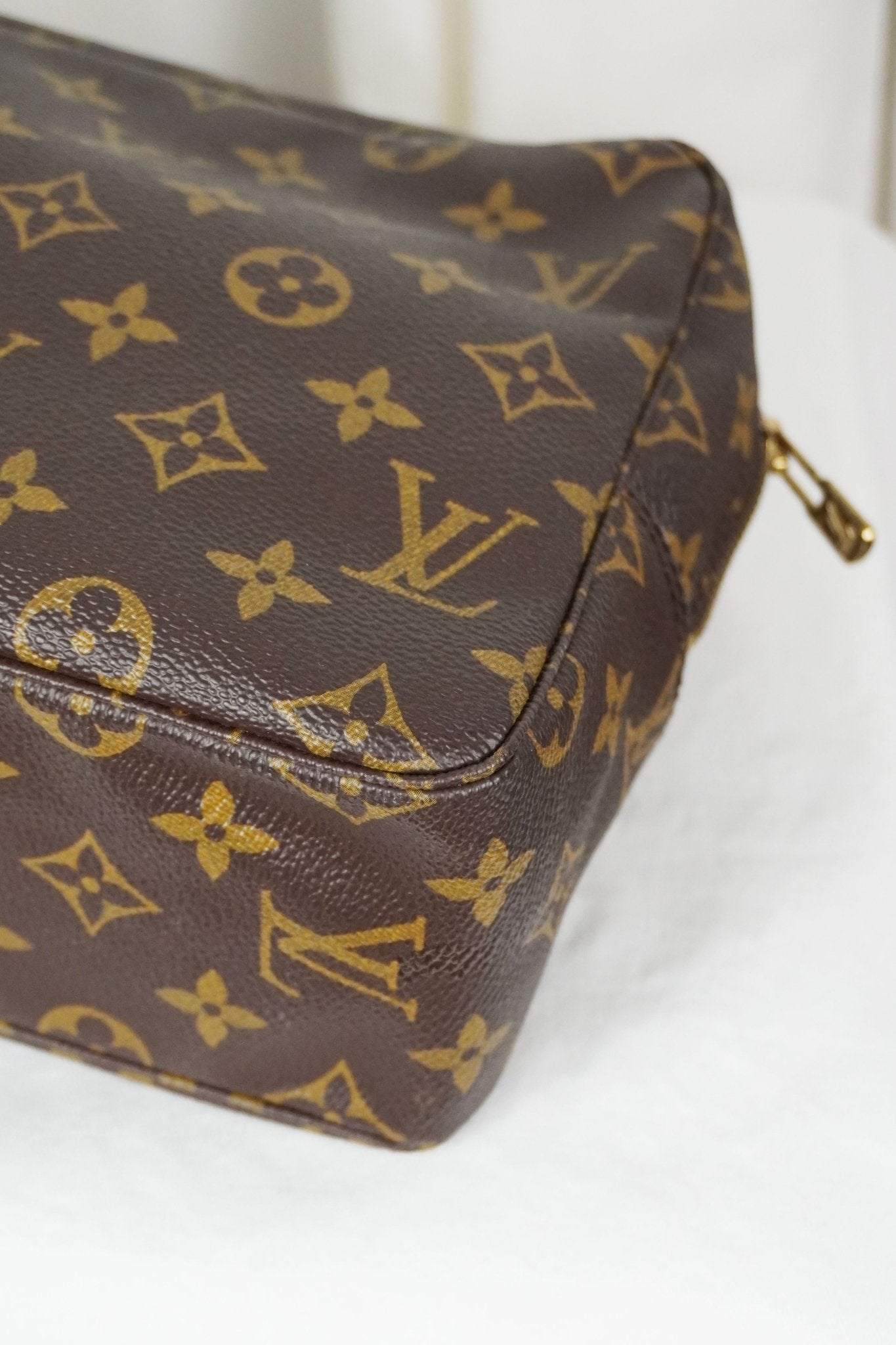 Louis Vuitton Trousse 28 - Jade Vintage