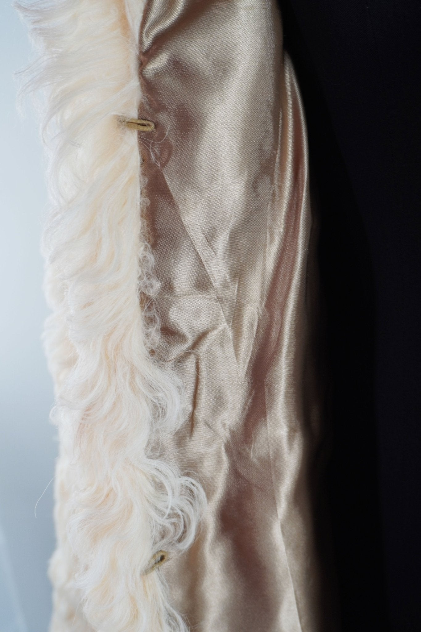 Mongolian Lamb Fur Coat / Small - Jade Vintage