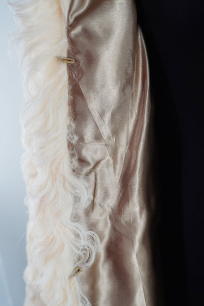 Mongolian Lamb Fur Coat / Small - Jade Vintage