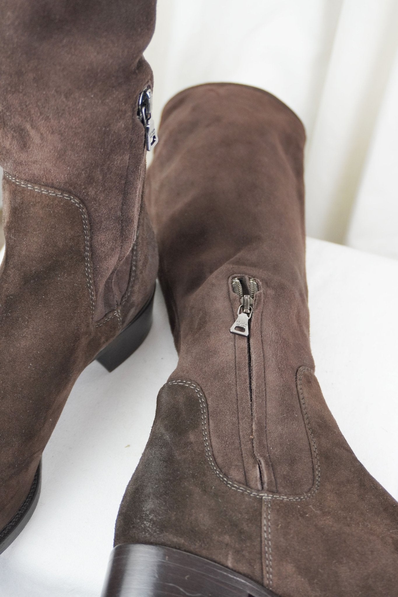 Prada Brown Boots / 36.5 - Jade Vintage